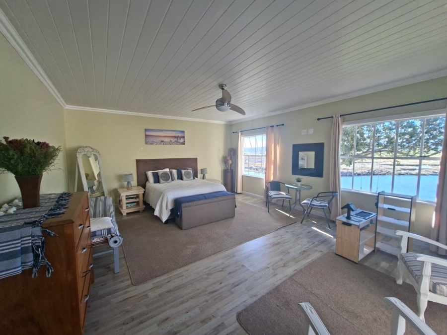 3 Bedroom Property for Sale in Riverside Western Cape